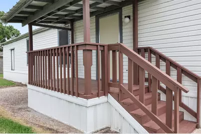 2222 N Austin Avenue #18, Pearland, TX 77581 - Photo 4