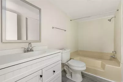2222 N Austin Avenue #18, Pearland, TX 77581 - Photo 14