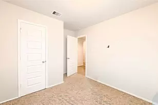 8522 Sacred Lotus Ln, Rosharon, TX 77583 - Photo 6