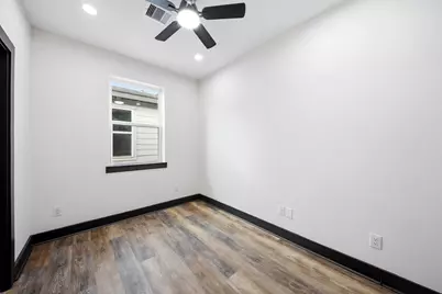 7818 Hanfro Lane #D, Houston, TX 77088 - Photo 32