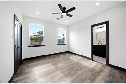 7818 Hanfro Lane #D, Houston, TX 77088 - Photo 36