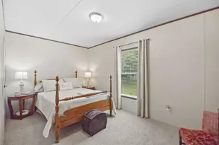 106 N 3rd St, Highlands, TX 77562 - Photo 16