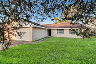 10818 Highpoint Ln, Montgomery, TX 77356 - Photo 1