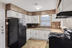 10818 Highpoint Ln, Montgomery, TX 77356 - Photo 6