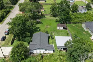 16739 Forest Trail Dr, Channelview, TX 77530 - Photo 2