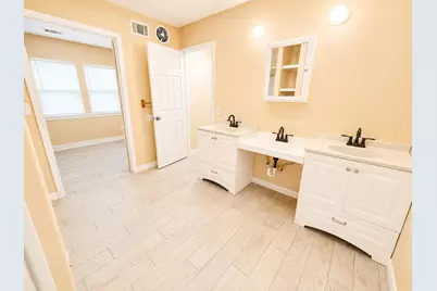3307 Ave R #Front, Galveston, TX 77551 - Photo 12