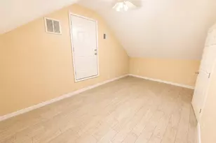 3307 Avenue R, Galveston, TX 77550 - Photo 16
