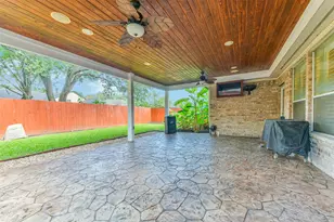 1122 Sussex Trail, Pearland, TX 77584 - Photo 2