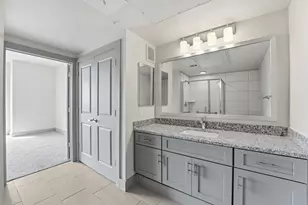 6955 Turtlewood Dr, Houston, TX 77072 - Photo 8