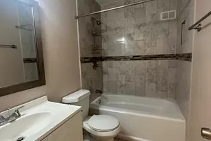 1222 Ravenscourt Dr, Sugar Land, TX 77498 - Photo 12