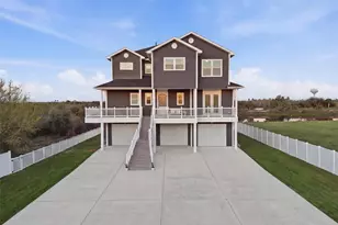 3900 Galleon, Galveston, TX 77554 - Photo 2