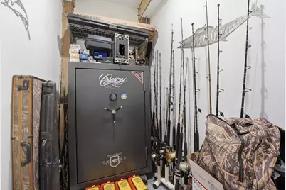 3900 Galleon, Galveston, TX 77554 - Photo 36