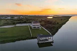 3900 Galleon, Galveston, TX 77554 - Photo 2