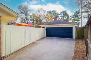 415 Enchanted Trail Dr, Spring, TX 77388 - Photo 4