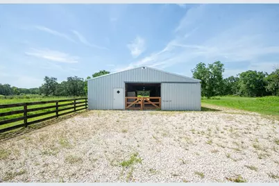 5685 County Road 823, West Columbia, TX 77486 - Photo 34