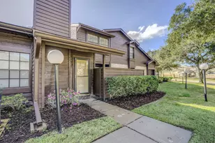 2611 Grants Lake Blvd, Sugar Land, TX 77479 - Photo 2