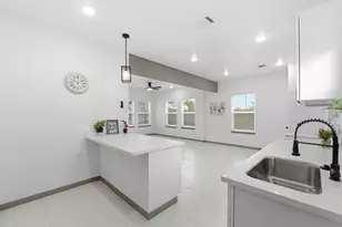 8306 Tidwell Rd, Houston, TX 77028 - Photo 20