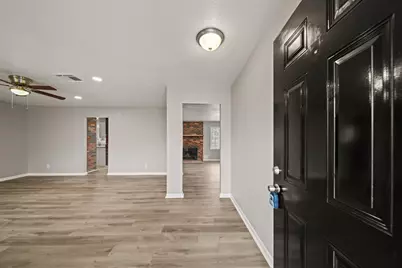 7265 Ashburn Street, Houston, TX 77061 - Photo 4