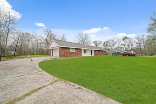 7265 Ashburn St, Houston, TX 77061 - Photo 1