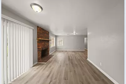 7265 Ashburn Street, Houston, TX 77061 - Photo 8