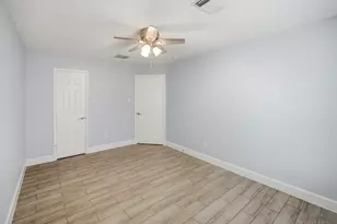 3116 Creek Bank Ln, Pearland, TX 77581 - Photo 22