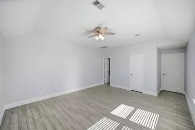 3116 Creek Bank Lane, Pearland, TX 77581 - Photo 18