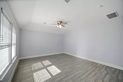 3116 Creek Bank Lane, Pearland, TX 77581 - Photo 16