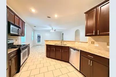 211 Briar Trace Lane, Richmond, TX 77406 - Photo 10