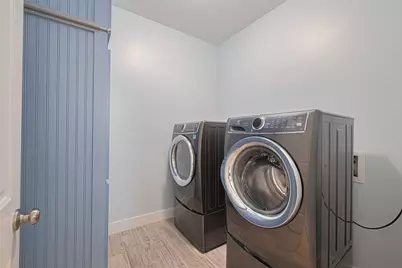 1126 Island Boulevard, Crystal Beach, TX 77650 - Photo 20