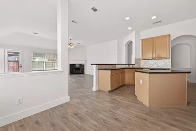 3143 Oakwood Run Drive, Sugar Land, TX 77498 - Photo 16