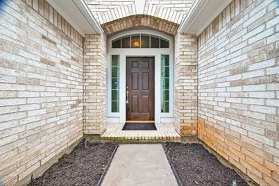 3143 Oakwood Run Drive, Sugar Land, TX 77498 - Photo 4