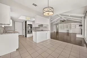 17611 Sorrel Ridge Dr, Spring, TX 77388 - Photo 6