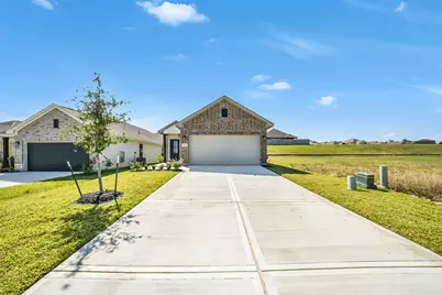 12827 Hannah Springs Lane, Magnolia, TX 77354 - Photo 2