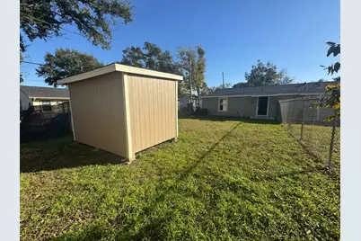 207 E Mitchell Road, Houston, TX 77037 - Photo 6