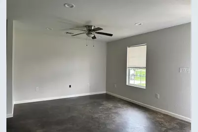 907 Fm 2830 Road S, Liberty, TX 77575 - Photo 4