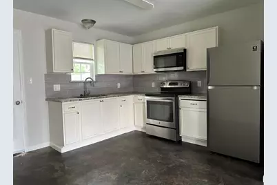 907 Fm 2830 Road S, Liberty, TX 77575 - Photo 8