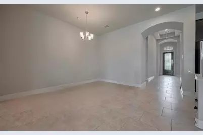 4942 Thunder Creek Lane, Sugar Land, TX 77479 - Photo 6