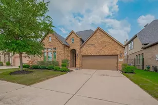 4942 Thunder Creek Ln, Sugar Land, TX 77479 - Photo 4