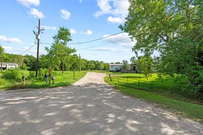 370 County Road 4801, Dayton, TX 77535 - Photo 14