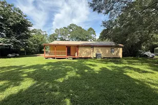 20496 McGager Dr, New Caney, TX 77357 - Photo 10