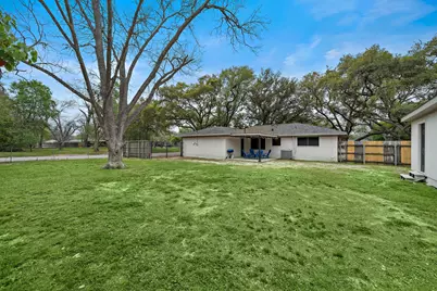 1606 E Fayle Street, Baytown, TX 77520 - Photo 22