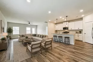 8515 Lake Groove Ln, Baytown, TX 77523 - Photo 4