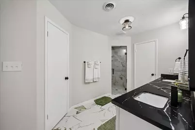 2930 Riata Lane, Houston, TX 77043 - Photo 26
