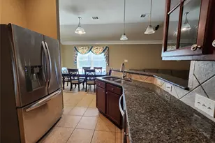 4422 Meadow Way Dr, Deer Park, TX 77536 - Photo 6