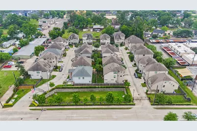 5110 W Lacey Garden Loop, Houston, TX 77018 - Photo 48