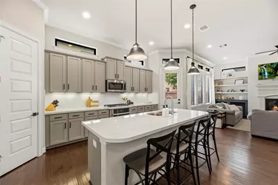5110 W Lacey Garden Loop, Houston, TX 77018 - Photo 16