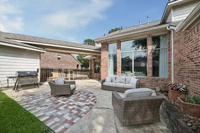 15410 Stone Gables Lane, Houston, TX 77044 - Photo 8