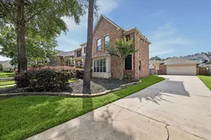 15410 Stone Gables Ln, Houston, TX 77044 - Photo 2