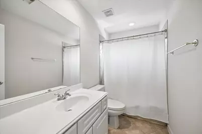 15410 Stone Gables Lane, Houston, TX 77044 - Photo 30