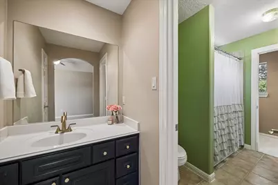 15410 Stone Gables Lane, Houston, TX 77044 - Photo 28